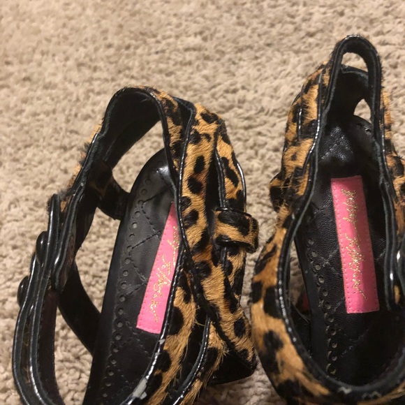 Betsy Johnson High Heel Sandals - Picture 4 of 5